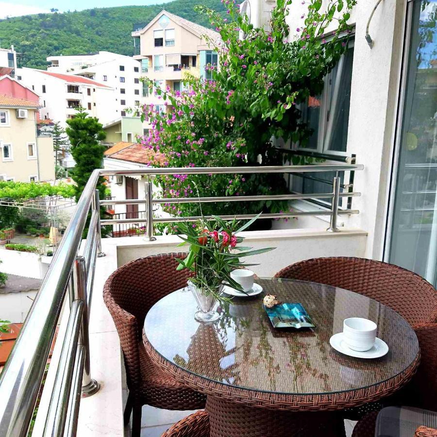 City & Sea Apartments Budva Rum bild
