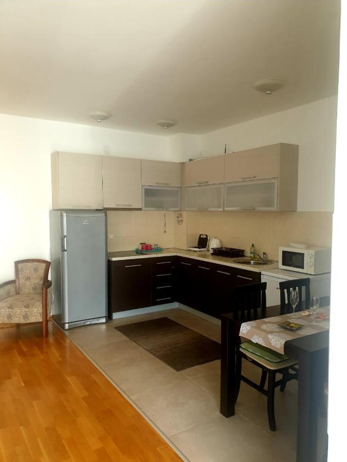 City & Sea Apartments Budva Rum bild
